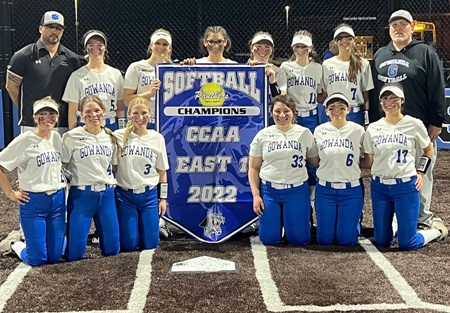 0413_2022-champion-banner_crop.jpg 0413_2022-champion-banner_crop.jpg