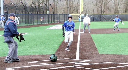 20240404baseball_525.jpg