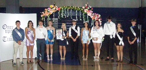 homecomingcourt_500.jpg